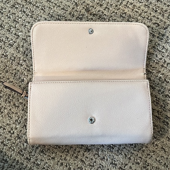 Light pink CK wallet - Picture 2 of 8